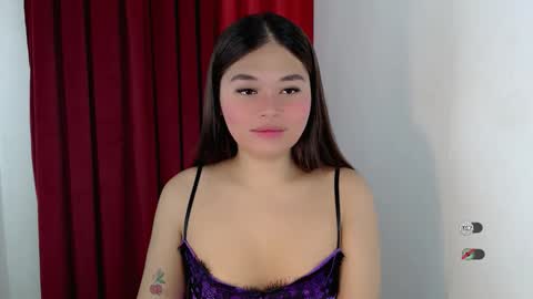Snapshot of chelse_coco chatting on June 6, 11:09 pm CHELSEA online show from June 6, 11:09 pm