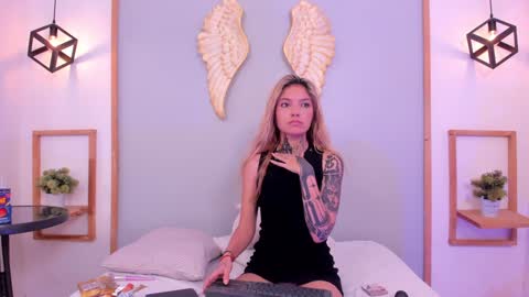 Snapshot of chelseadalea chatting on December 22, 12:50 am Chelsea online show from December 22, 12:50 am