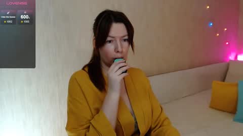 Instagram faroffland online show from March 11, 8:53 pm