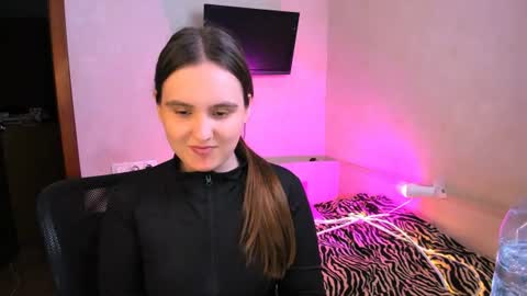 Snapshot of chelsyluxex chatting on July 27, 10:22 am Chelsy Luxe online show from July 27, 10:22 am