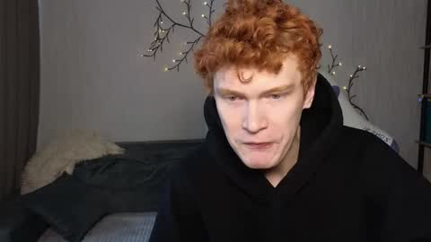 Snapshot of chem1ko chatting on March 5, 5:25 am LUCASRYANPVT IS OPEN online show from March 5, 5:25 am