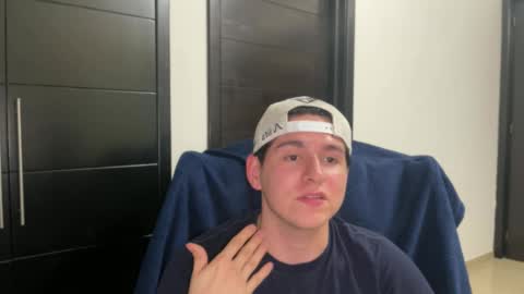 Snapshot of chepe2341 chatting on February 28, 4:57 am chepe2341 online show from February 28, 4:57 am