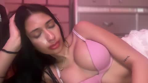 cherliecarmen online show from February 13, 11:15 pm