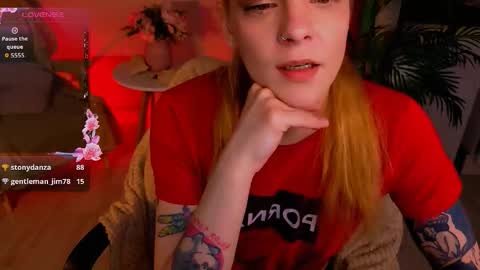 Snapshot of cherrie_sherry chatting on February 27, 10:26 am Sherry online show from February 27, 10:26 am