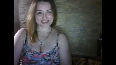 Snapshot of cherry04383 chatting on April 8, 2:33 am cherry04383 online show from April 8, 2:33 am