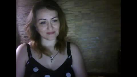 Snapshot of cherry04383 chatting on April 15, 2:18 am cherry04383 online show from April 15, 2:18 am