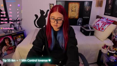 cherry_blushh online show from December 2, 7:31 pm