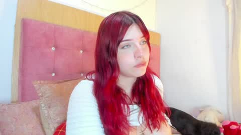 Snapshot of cherry_cattt chatting on December 31, 5:55 am Lara 3 online show from December 31, 5:55 am