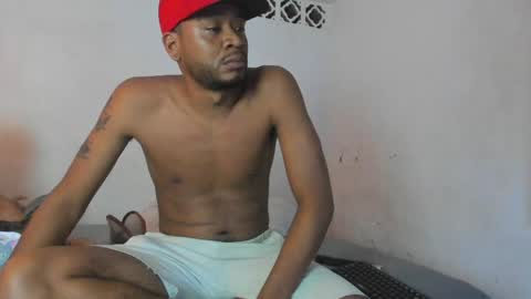 Snapshot of cherry_chocolate chatting on April 26, 9:56 pm hot cherry and tasty chocolate online show from April 26, 9:56 pm