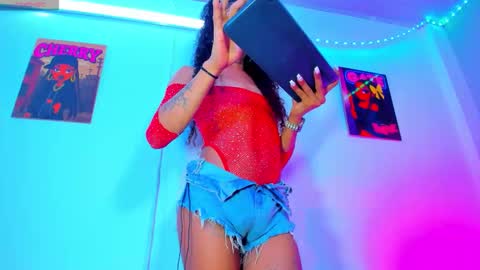 cherry_gate online show from February 13, 8:05 pm