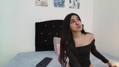 Snapshot of cherry_nami chatting on February 17, 7:20 pm Nami online show from February 17, 7:20 pm