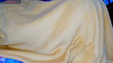 Mia online show from January 3, 6:55 am