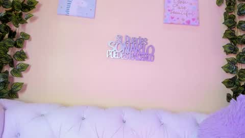 Snapshot of cherry_sussan chatting on December 7, 9:06 am Sussan Cherry online show from December 7, 9:06 am