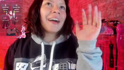     online show from September 26, 11:14 am