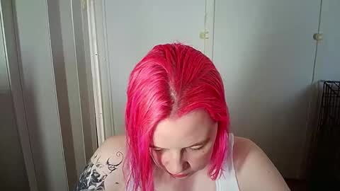 cherrybaby_0 online show from March 26, 9:15 am