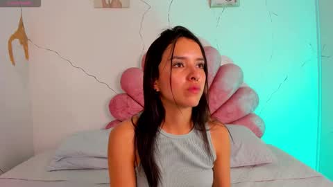 Snapshot of cherrybombs_ chatting on February 7, 12:53 pm Cherry online show from February 7, 12:53 pm