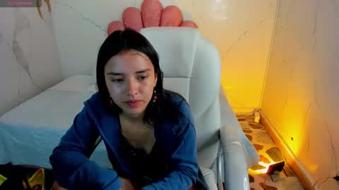 Snapshot of cherrybombs_ chatting on February 20, 12:49 pm Cherry online show from February 20, 12:49 pm