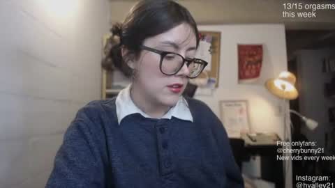 Sarah Prez online show from July 11, 5:43 am