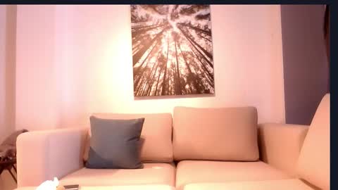 Anna online show from March 24, 11:37 am