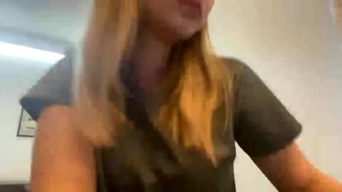 Lei online show from March 24, 5:12 am