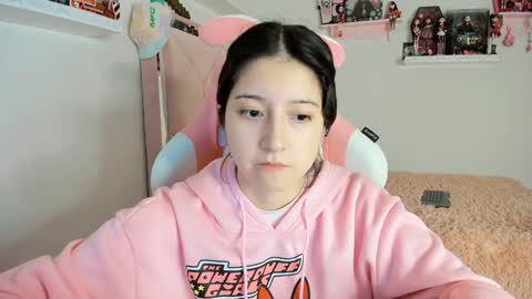 cherrycute666 online show from January 14, 4:04 am