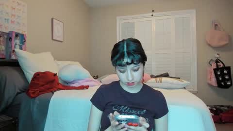 Snapshot of cherrymafer666 chatting on January 10, 4:25 am cherrycute666 online show from January 10, 4:25 am