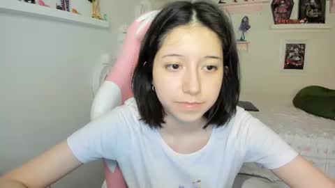 Snapshot of cherrymafer666 chatting on July 6, 3:36 am cherrycute666 online show from July 6, 3:36 am