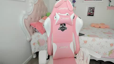 Snapshot of cherrymafer666 chatting on July 30, 7:29 am cherrycute666 online show from July 30, 7:29 am
