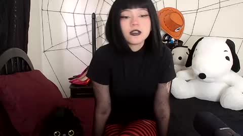 Cherry  online show from October 3, 3:31 pm