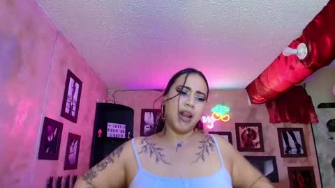 Snapshot of cherryy_bombshelll chatting on September 15, 4:51 pm cherry online show from September 15, 4:51 pm