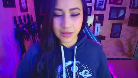 Snapshot of cherryy_bombshelll chatting on October 7, 3:42 pm cherry online show from October 7, 3:42 pm