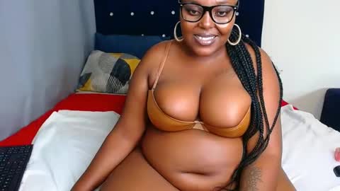 cherryyummy69 online show from February 17, 9:19 pm