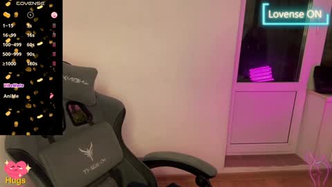 Snapshot of chery_dream chatting on February 5, 10:01 pm Brianna online show from February 5, 10:01 pm