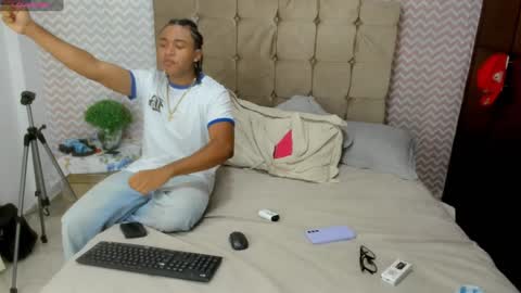 vero online show from January 7, 8:31 pm