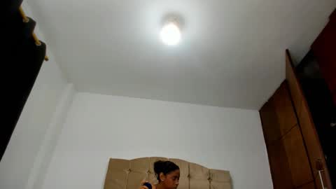 vero online show from March 11, 5:24 pm