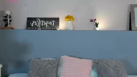 Snapshot of cheryelfox chatting on September 24, 9:18 pm cheryelfox online show from September 24, 9:18 pm