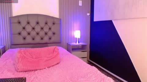 Cheryl online show from October 15, 4:34 am