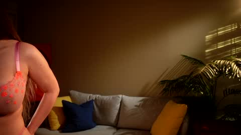 Snapshot of cheryl_pride chatting on February 12, 12:27 am cheryl_pride online show from February 12, 12:27 am