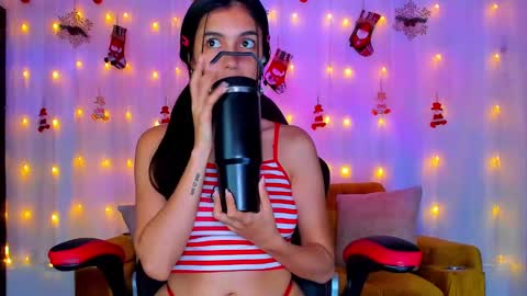 Snapshot of cherylbutler chatting on January 11, 12:40 pm Cheryl online show from January 11, 12:40 pm