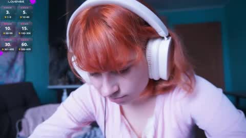 Janett online show from May 14, 2:24 pm
