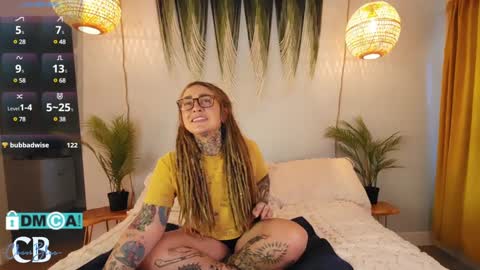 Snapshot of cheviblue chatting on February 3, 3:17 pm Chevi Blue online show from February 3, 3:17 pm