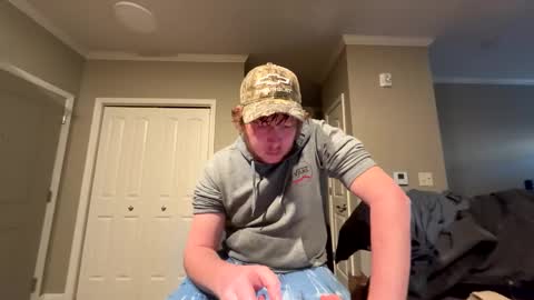 Snapshot of chevycamaro1978 chatting on December 12, 9:37 pm chevycamaro1978 online show from December 12, 9:37 pm