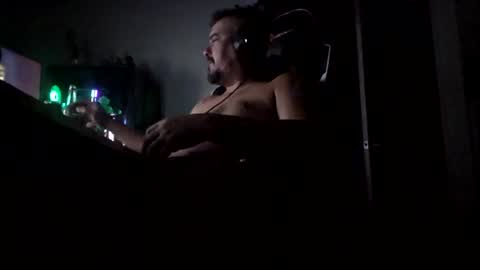 Chezy84 online show from August 2, 9:52 am