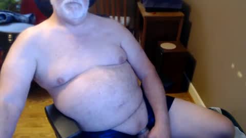 Snapshot of chgodad chatting on December 2, 9:39 pm chgodad online show from December 2, 9:39 pm