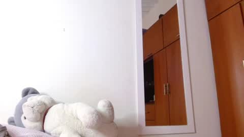 Snapshot of chiara_20 chatting on June 17, 4:19 pm Airam online show from June 17, 4:19 pm