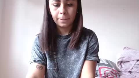 Snapshot of chiara_20 chatting on June 21, 4:09 pm Airam online show from June 21, 4:09 pm