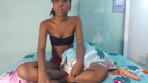 Snapshot of chiara_martin55 chatting on May 15, 11:50 am chiara martin online show from May 15, 11:50 am