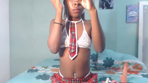 Snapshot of chiara_martin55 chatting on May 29, 11:41 am chiara martin online show from May 29, 11:41 am