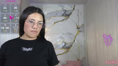 Snapshot of chiara_tay chatting on April 14, 8:26 pm Chiara online show from April 14, 8:26 pm