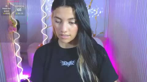 Snapshot of chiara_tay chatting on April 24, 7:16 pm Chiara online show from April 24, 7:16 pm